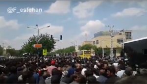 Protests Continue to Rage Across Isfahan and Beyond