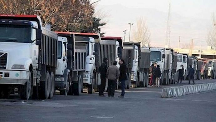 6th day of truck driver's strike in 220 cities across Iran 