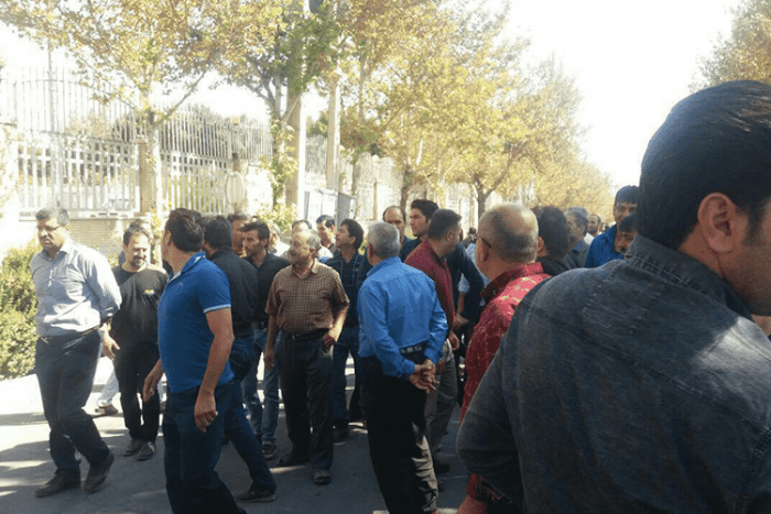 Truck drivers' protest continue in Iran