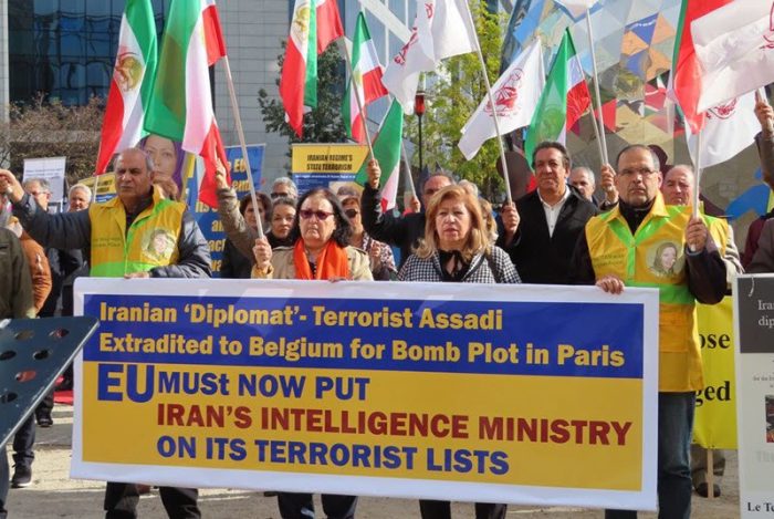 Iranians protest against regime's expansion of terrorism in Europe.