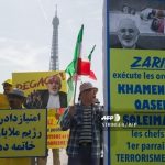 Iranians protest against Zarif in Paris
