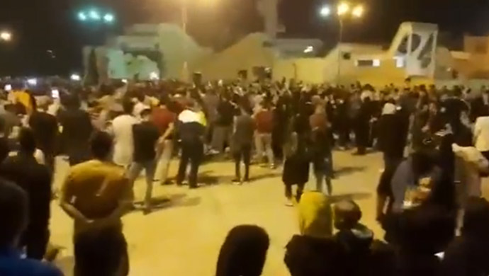 People in different cities of Iran took to the streets again on Tuesday night, May 31, in solidarity with the people of Abadan, southwest Iran, in mourning after the Metropol tower collapse on May 23 – Image from Fuladshahr, Isfahan province, central Iran - May 31, 2022