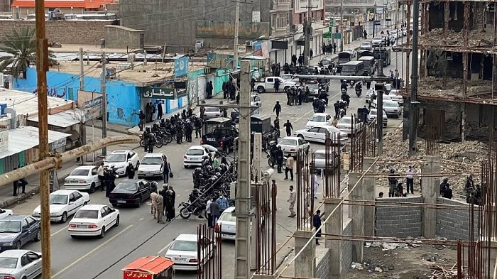 On Friday, March 3, thousands of people in Zahedan took to the streets once again, despite repressive measures, on the 169th day of the nationwide uprising and the 22nd week after the bloody Friday massacre in Zahedan.