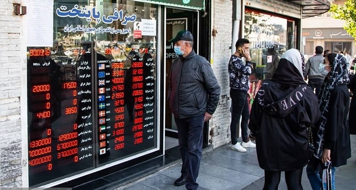 Iran’s President Ebrahim Raisi’s recent statement during his visit to the southwestern province of Khuzestan blaming Iran’s financial crisis on the use of the dollar has sent shock waves across the country’s already worn-out economy.