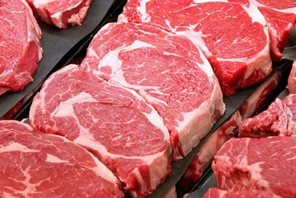 Iran's annual red meat consumption has fallen to less than 600,000 tons, marking a significant decline in recent years.